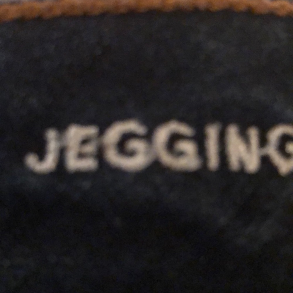 Distressed Jean - Picture 3 of 3